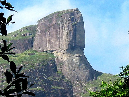 Pedra da Gávea – Parque Nacional da Tijuca – Foto Paulo Afonso de A Teixeira 